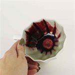Gas-fired porcelain umbrella mug with red and green interior