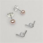 Boucles d’oreilles Mini Guillemet et perles – perle noire