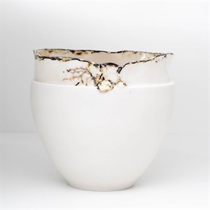 Porcelain flowerpot 