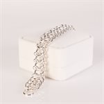 Bracelet chaîne, modèle triples mailles
