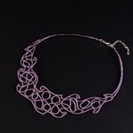 Lace necklace, model Entrelacs lilac